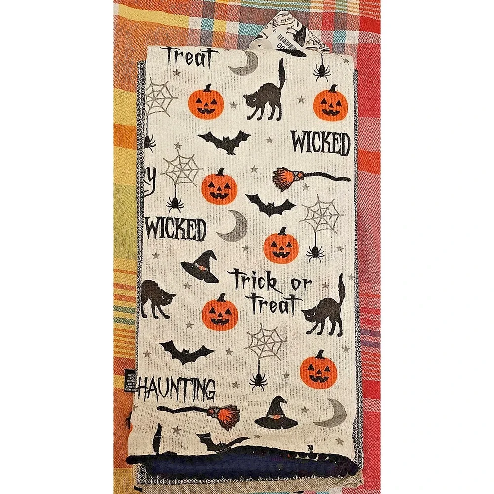 Set of 3 Hand Towels With Witch, Bat, Cat. Tahari Home. Back In Stock